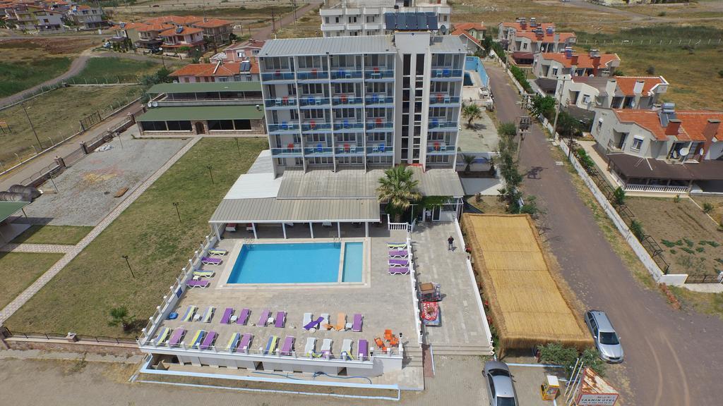 Yasmin Hotel Айвалык Экстерьер фото